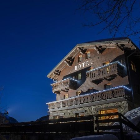 Hotel Rascard Valtournenche Kültér fotó