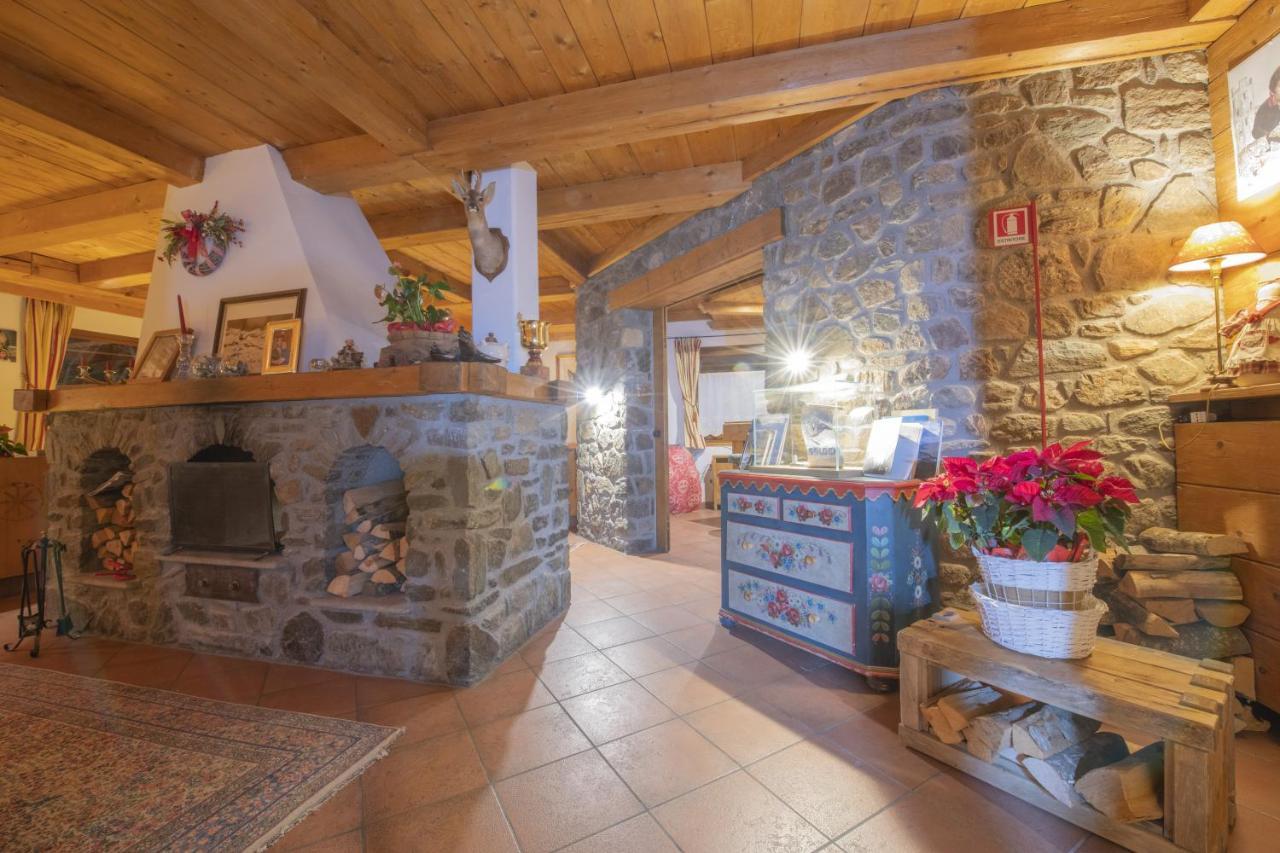 Hotel Rascard Valtournenche Kültér fotó