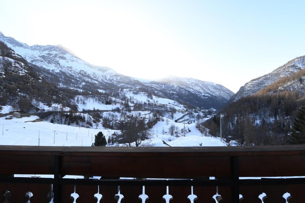 Hotel Rascard Valtournenche Kültér fotó