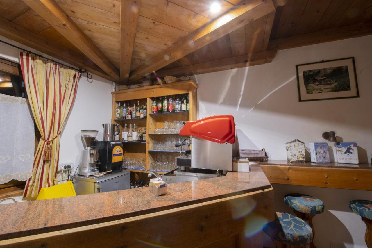 Hotel Rascard Valtournenche Kültér fotó