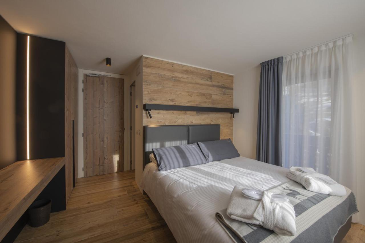 Hotel Rascard Valtournenche Kültér fotó