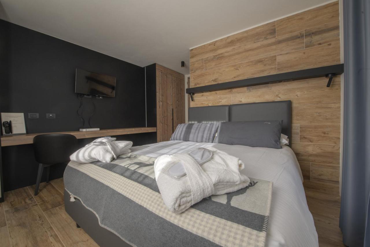 Hotel Rascard Valtournenche Kültér fotó